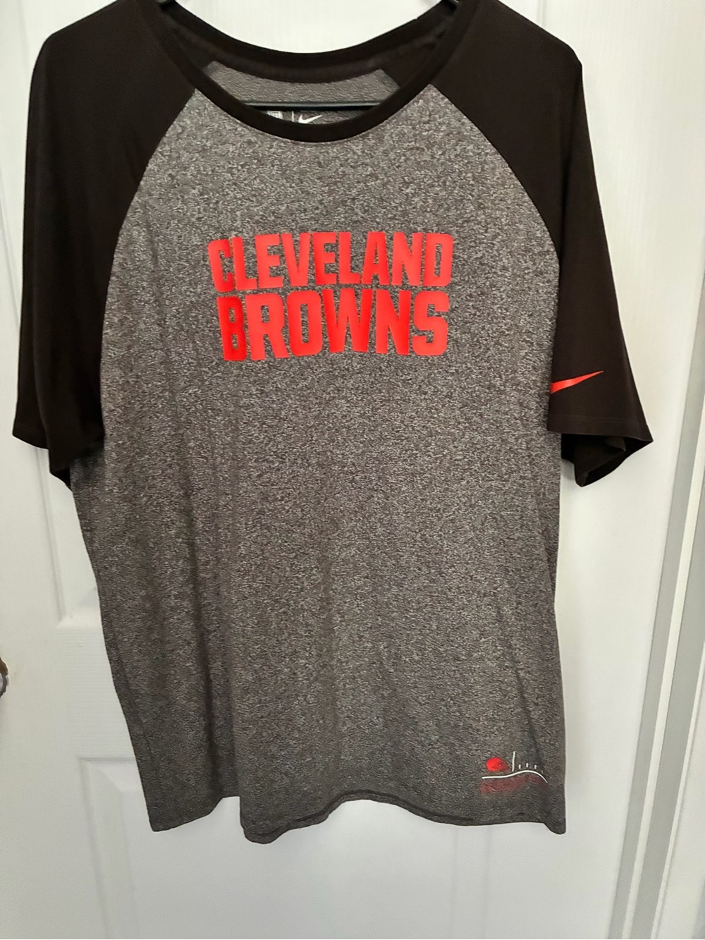Nike Men’s Cleveland Browns Gray & Brown Raglan Tee with Orange Logo